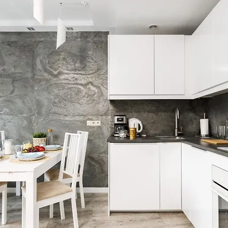 Appartamento Fregata Z Basenem Zewnetrznym- -sannel For Rent Pobierowo